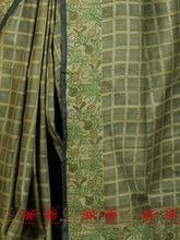 Load image into Gallery viewer, Chequered of Chic - Saree
