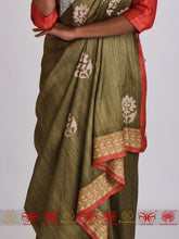 Load image into Gallery viewer, Sawla - Green Saree