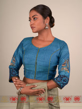 Load image into Gallery viewer, Varsha Tussar Blouse
