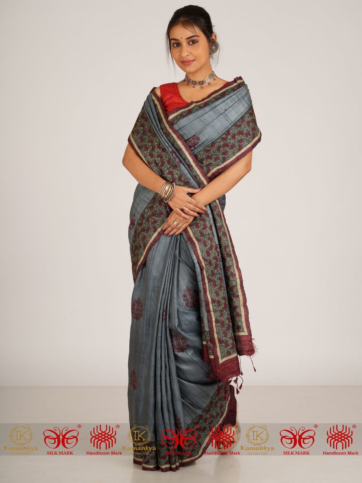 Grey Gehna - Vibrant Saree