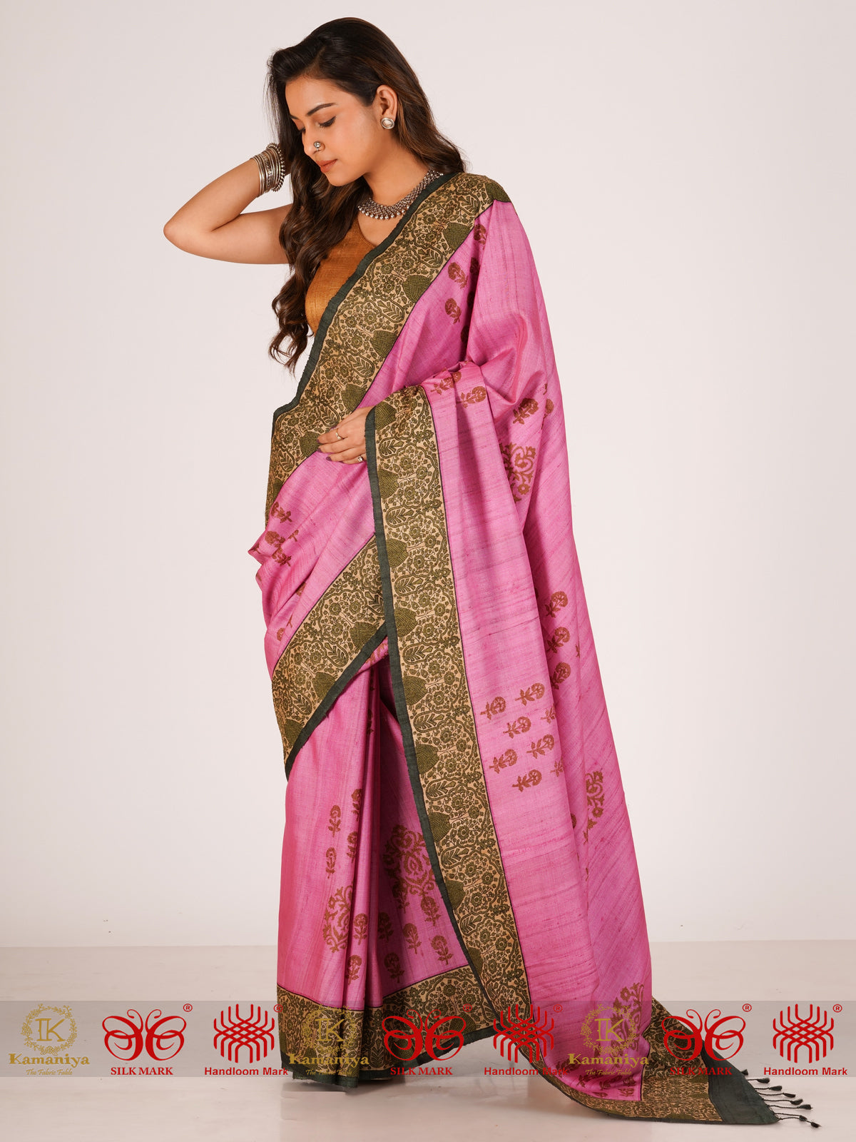 Gulabi Pehar - A Beautiful Saree