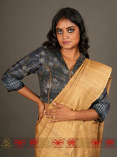 Load image into Gallery viewer, Shaam dhal rahi hai - Tussar Blouse
