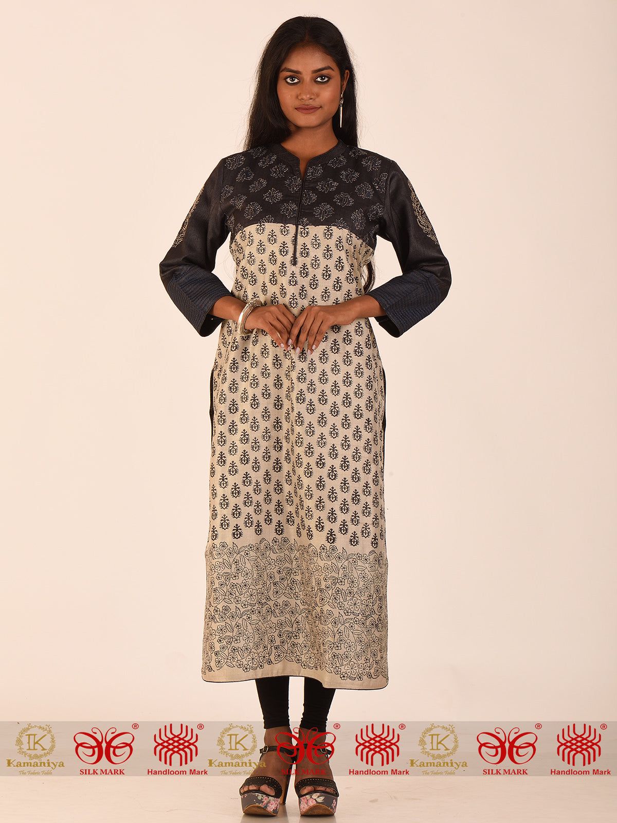 Kala Shakala Tussar Kurta