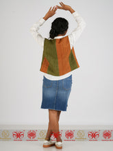 Load image into Gallery viewer, Do Deewane - Reversible Jacket
