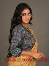 Load image into Gallery viewer, Shaam dhal rahi hai - Tussar Blouse
