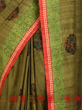 Load image into Gallery viewer, Adhunika - A Smart Green Saree
