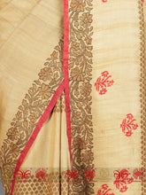 Load image into Gallery viewer, Nayi Naveli - Beige &amp; Red Saree
