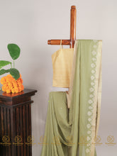 Load image into Gallery viewer, Ruposhi Bangla - Saree
