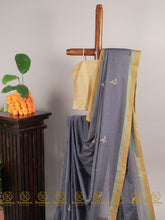 Load image into Gallery viewer, Blossom - Saree
