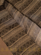 Load image into Gallery viewer, Dhulika - Saree
