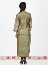 Load image into Gallery viewer, Chocolate Green Tussar Kurta
