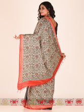 Load image into Gallery viewer, Black and White Wonder - Saree
