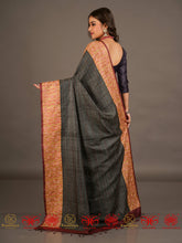 Load image into Gallery viewer, Night Garden - Saree
