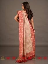 Load image into Gallery viewer, Chequered Chikni - Saree
