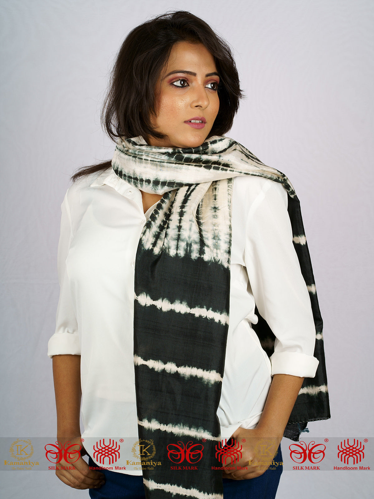 Black Mulberry Scarf