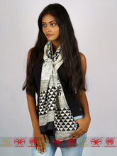 Load image into Gallery viewer, Black &amp; White Mulberry Scarf

