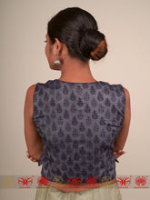 Load image into Gallery viewer, Dil Se - Tussar Blouse
